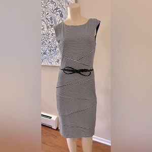 WHBM Instantly Slimming Striped Tiered Sheath Dress - Sz 6